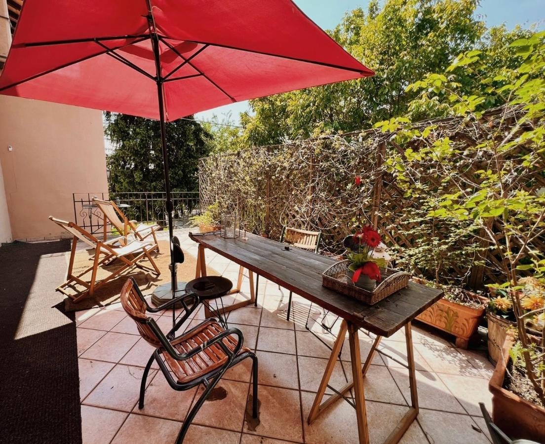 Bed & Breakfast La Bugia Di Tanzi 2*